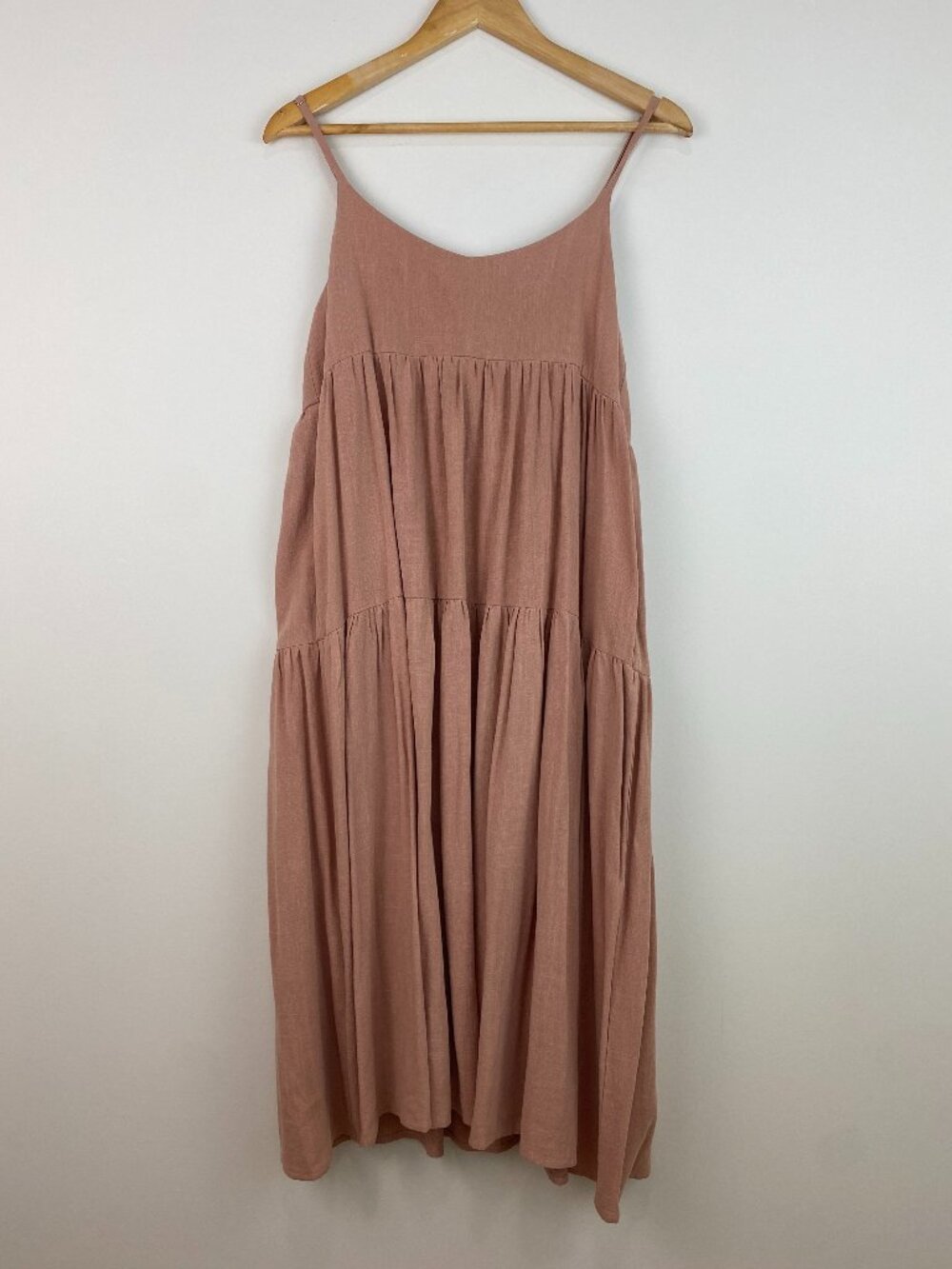 Grade & Gather Dusty Pink Tiered Midi Dress S